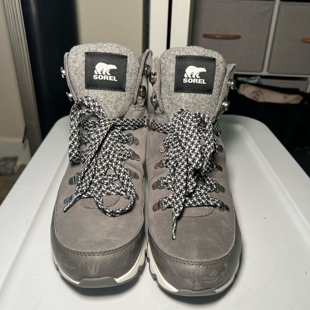 Sorel Light Gray Faux Fur Lined Boots